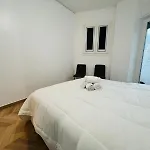 Apartment Borgo 112 - *